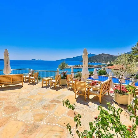 מלון Pier House 5*